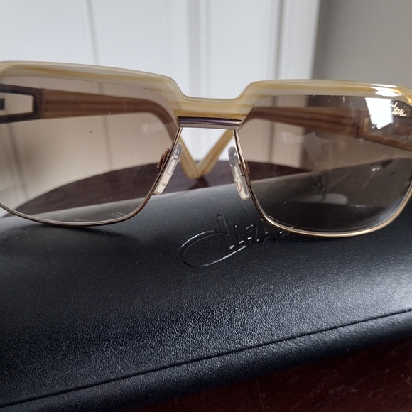 CAZAL UNISEX SUNGLASSES... - Picture 16 of 16